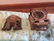 Load image into Gallery viewer, 1992 Husqvarna WXC 350 Cylinder Head Valve Assembly