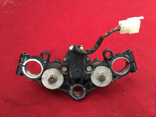 Load image into Gallery viewer, Yamaha XS400 ignition top triple tree steering stem