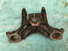 Load image into Gallery viewer, 1978 Yamaha DT400 OEM top triple tree clamp Bar mount