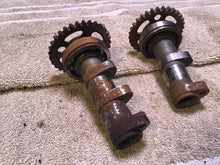 Load image into Gallery viewer, 2002 Yamaha WR250F cams exhaust intake camshaft lobes wr 250f need cleaned up