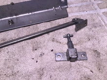 Load image into Gallery viewer, 1993 Yamaha WaveRunner 3 650 Engine hood prop hardware