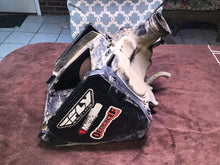 Load image into Gallery viewer, 1998 Yamaha YZ400F air box