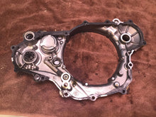 Load image into Gallery viewer, 1998 Yamaha YZ400F clutch case