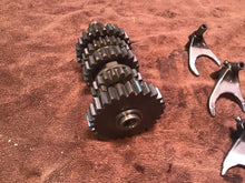 Load image into Gallery viewer, 1998 Yamaha YZ400F transmission
