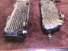 Load image into Gallery viewer, 1998 Yamaha YZ400F Rads radiator radiators rads