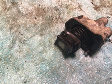 Load image into Gallery viewer, 1970 Honda CB750 timing chain tensioner