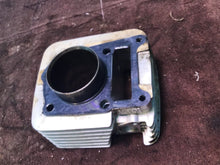 Load image into Gallery viewer, 2003 Yamaha TTR125 Cylinder good
