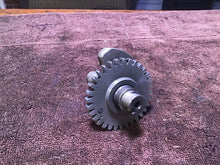 Load image into Gallery viewer, 2003-2007 Yamaha TTR125 counter balance shaft counter balance gear