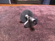 Load image into Gallery viewer, 2003-2007 Yamaha TTR125 counter balance shaft counter balance gear