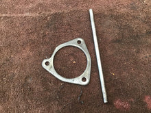 Load image into Gallery viewer, 1974 Yamaha MX250 Clutch pushrod clutch Bearing retainer