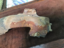 Load image into Gallery viewer, 1983 Honda XR200 inner fender mud guard