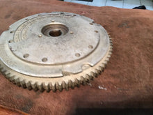 Load image into Gallery viewer, 1977 EVINRUDE Johnson OUTBOARD 75HP 75743S Flywheel starter gear