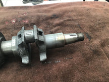 Load image into Gallery viewer, 1977 EVINRUDE Johnson OUTBOARD 75HP 75743S Crankshaft crank journals lobes