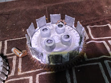 Load image into Gallery viewer, 1965 Honda cb 160 CB160 CL160 Clutch basket inner clutch outer clutch primary