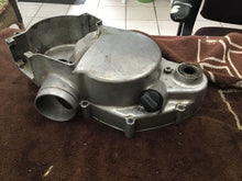 Load image into Gallery viewer, 1974 Suzuki TS100 clutch cover drain plug right side cover