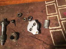 Load image into Gallery viewer, 1999 Honda XR100 XR100R oil pump kicker gear kick start hardware misc engine bol