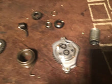 Load image into Gallery viewer, 1999 Honda XR100 XR100R oil pump kicker gear kick start hardware misc engine bol