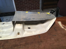 Load image into Gallery viewer, 1986 Suzuki GSXR750 GSXR 750 seat pan