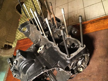 Load image into Gallery viewer, 1986 87 88 Suzuki GSXR750 GSXR 750 Crankcase engine block crank case cases