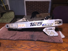 Load image into Gallery viewer, 1991 SUZUKI RM125 RM 125 swing arm swingarm chain guard guide