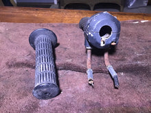 Load image into Gallery viewer, 1974 - 1977 Suzuki GT 380 GT380 Twist throttle kill switch grips throttle body