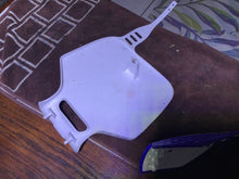 Load image into Gallery viewer, 1991 - 2005 Front Number Plate White hand guards Fits YAMAHA YZ80 YZ85