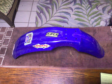 Load image into Gallery viewer, 2001 Yamaha YZ125 BLUE OEM FRONT WHEEL FENDER COWL FAIRING