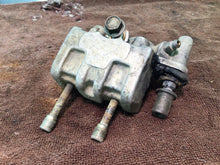 Load image into Gallery viewer, Yamaha YZ250 YZ125 Front Brake Caliper 1992 1993 1994 1995