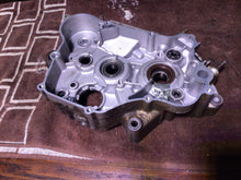 Load image into Gallery viewer, Yz125 Right Side Crankcase Crank Case Kicker Side 1993