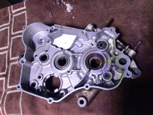 Load image into Gallery viewer, Yz125 Right Side Crankcase Crank Case Kicker Side 1993
