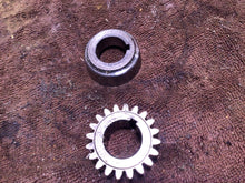 Load image into Gallery viewer, 2006 honda CRF150F CRF 150F Primary Drive Gear Crank Shaft Gears