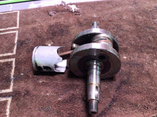 Load image into Gallery viewer, 1989 86-04 HONDA CR80R GENUINE CRANKSHAFT CRANK BOTTOM END MOTOR ROD