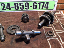 Load image into Gallery viewer, 1999 Yamaha Warrior 350 Oem Transmission Tranny Gears Shafts Drums counter