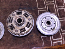 Load image into Gallery viewer, 2007 YAMAHA YFZ450 OEM COMPLETE CLUTCH W PLATES BASKET HUB 5D3-W001G-00-00