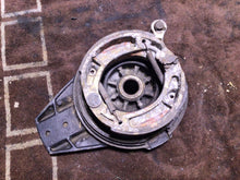 Load image into Gallery viewer, 1990 YAMAHA YZ125 OEM REAR BRAKE shoe drum actuator
