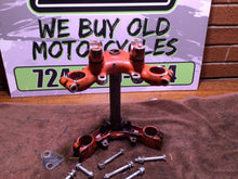 Load image into Gallery viewer, 73 74 75 HONDA XL175 XL 175 TRIPLE TREE STEERING STEM 53200-362-000B