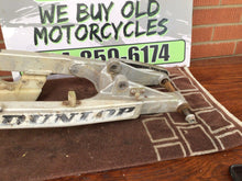 Load image into Gallery viewer, 1991-2004 Suzuki RM80 RM85 Swingarm with bolt and chain guard 61000-03B21 1995