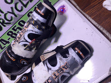 Load image into Gallery viewer, Easton Stealth S2 Large Hockey Shin Guards