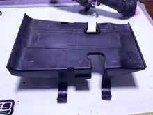 Load image into Gallery viewer, 1985 - 1986 Honda Magna VF700C ignition Coil plastic cover