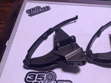 Load image into Gallery viewer, 1985 Honda Magna 700 VF700C CAM TIMING CHAIN GUIDES VF 85