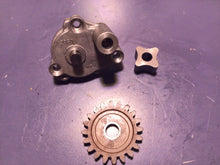 Load image into Gallery viewer, 03-08 SUZUKI LTZ 400 Oil Pump and Gear KFX DVX DRZ LTZ 400 DRZ400