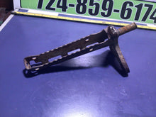 Load image into Gallery viewer, Genuine Yamaha Warrior 350 Right Foot Peg Pegs 1987-1989 87-04