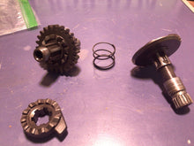 Load image into Gallery viewer, 1986 Suzuki quadsport lt230 Start Shaft Kicker Starter Hardware Gear Suzuki L