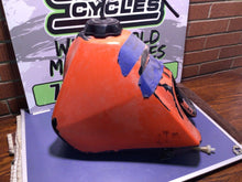 Load image into Gallery viewer, 1987 Honda XR250 XR 250 OEM Gas Fuel Tank Petrol Canister Petcock Cap Mount