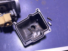 Load image into Gallery viewer, 1993 90-96 Honda CR250R Carburetor Carb Intake 16100-KZ3 NICE PJ
