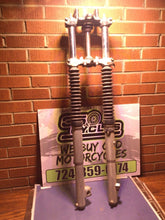 Load image into Gallery viewer, 1982-83 Honda XL250R Dual Sport Front Forks Pair Showa #KB7-003 PL1098-F3+