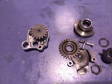 Load image into Gallery viewer, 1978-1983 Honda XL250R XL250S XR250 XR250R Oil Pump w/ Hardware 15100-428-000