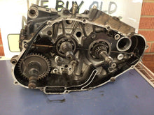 Load image into Gallery viewer, HONDA XL250R XL 250R 1982 82 MOTOR CRANKCASES LEFT RIGHT CRANK CASES bottom end