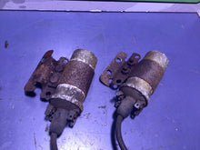 Load image into Gallery viewer, Triumph T100 Daytona Twin T100C T100R Trophy dual ignition coils For parts