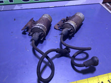Load image into Gallery viewer, Triumph T100 Daytona Twin T100C T100R Trophy dual ignition coils For parts